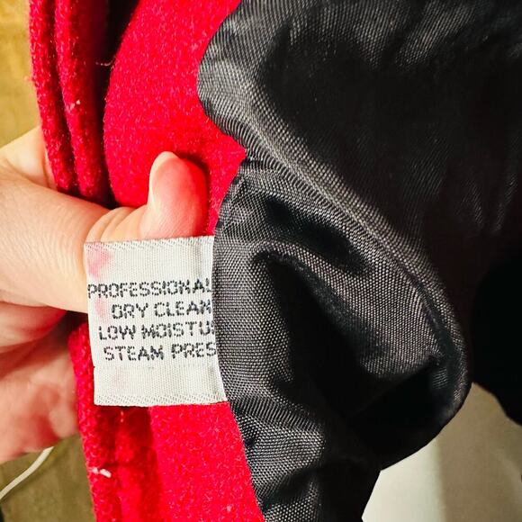 Vintage Portrait Red Wool Blend Sweater Cuff Button Front Jacket Size Medium - Picture 9 of 11